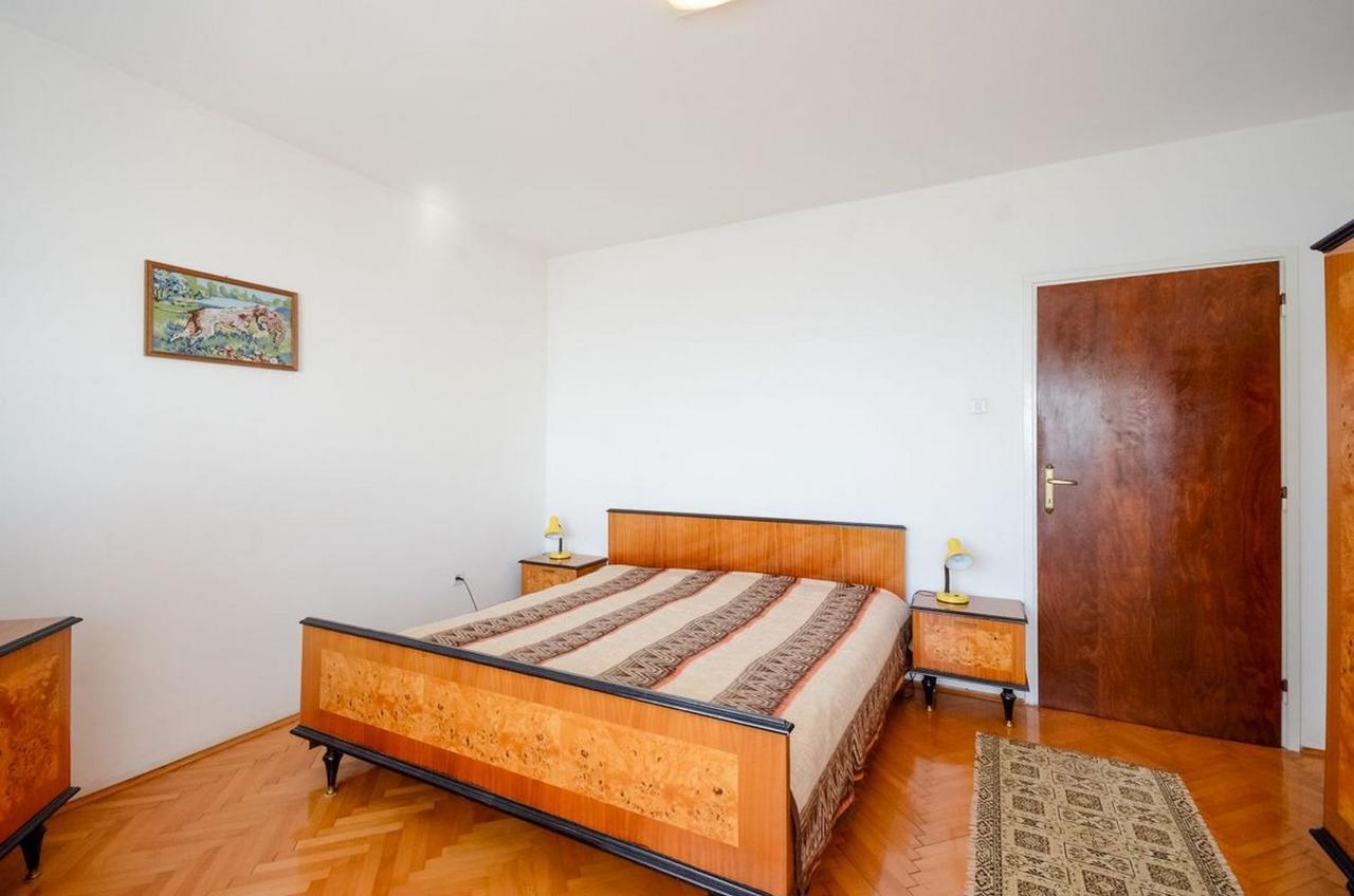 סנג' Apartments Lucia מראה חיצוני תמונה
